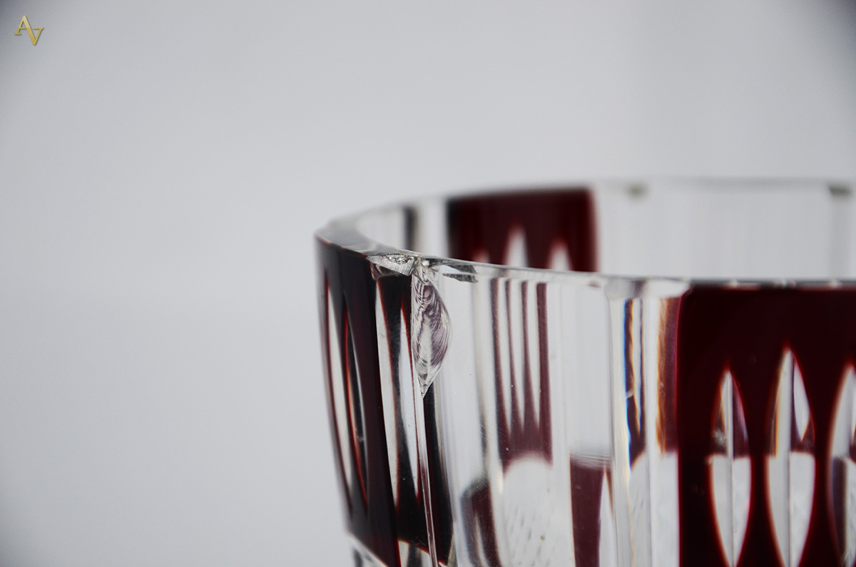 Vaso de cristal lapidado double com vermelho - Altura 27 cm - Com... - foto 2 de 2