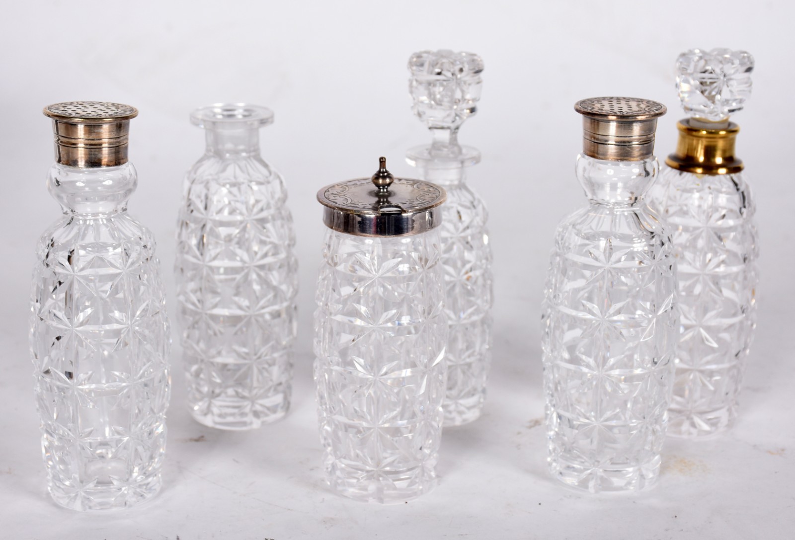 Galheteiro alemão com 6 galhetas de cristal (1 faltando tampa), base... - foto 4 de 5