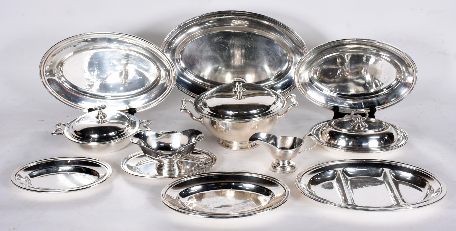 Baixela de jantar de metal prateado Fracalanza, composto de 5... - foto 1 de 4