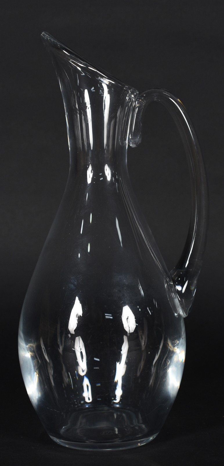 Decanteur de cristal Baccarat marcado (com mofo no fundo). - foto 1 de 5