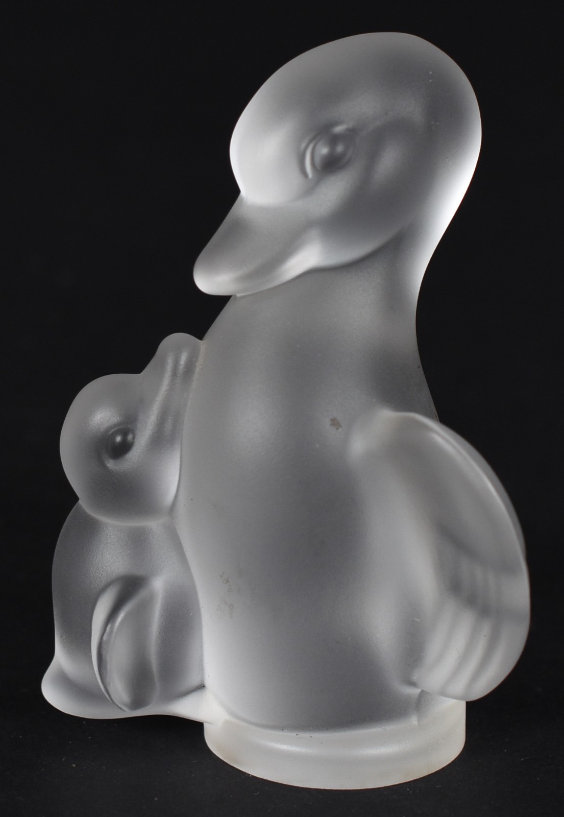 Estatueta de cristal frances de Sèvres representando pato, marcado na... - foto 1 de 5