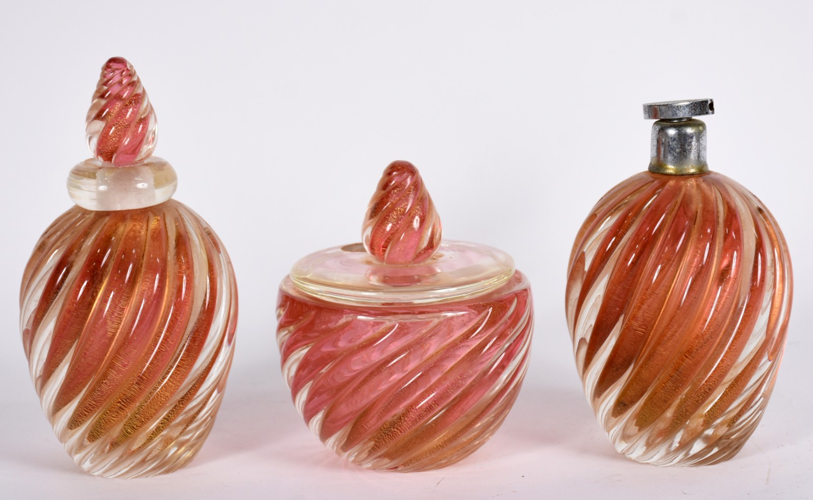 Três peças de toucador de murano italiano rosa com pó de ouro (tampa... - foto 1 de 5