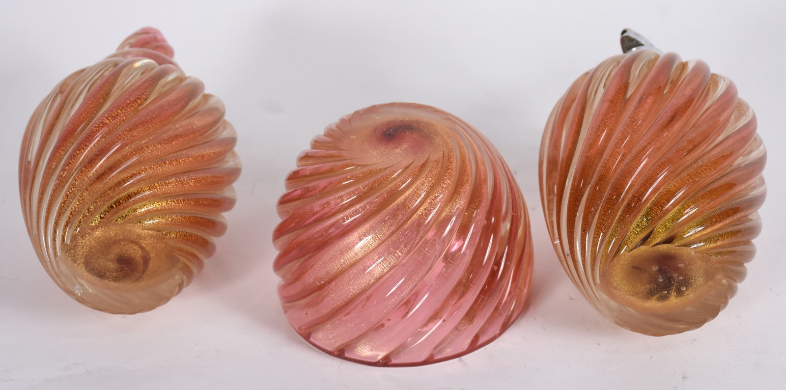 Três peças de toucador de murano italiano rosa com pó de ouro (tampa... - foto 3 de 5
