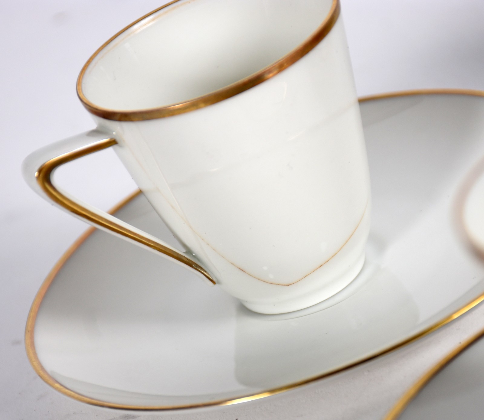Serviço de café de porcelana alemã da Bavaria, na cor branca com... - foto 4 de 5