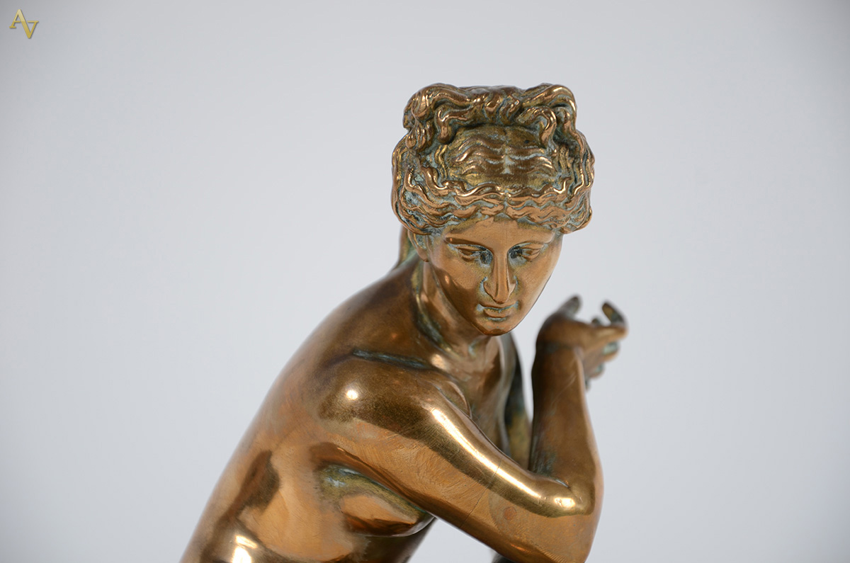 F.BARBEDIENNE - Escultura de Bronze representando figura feminina... - foto 2 de 4