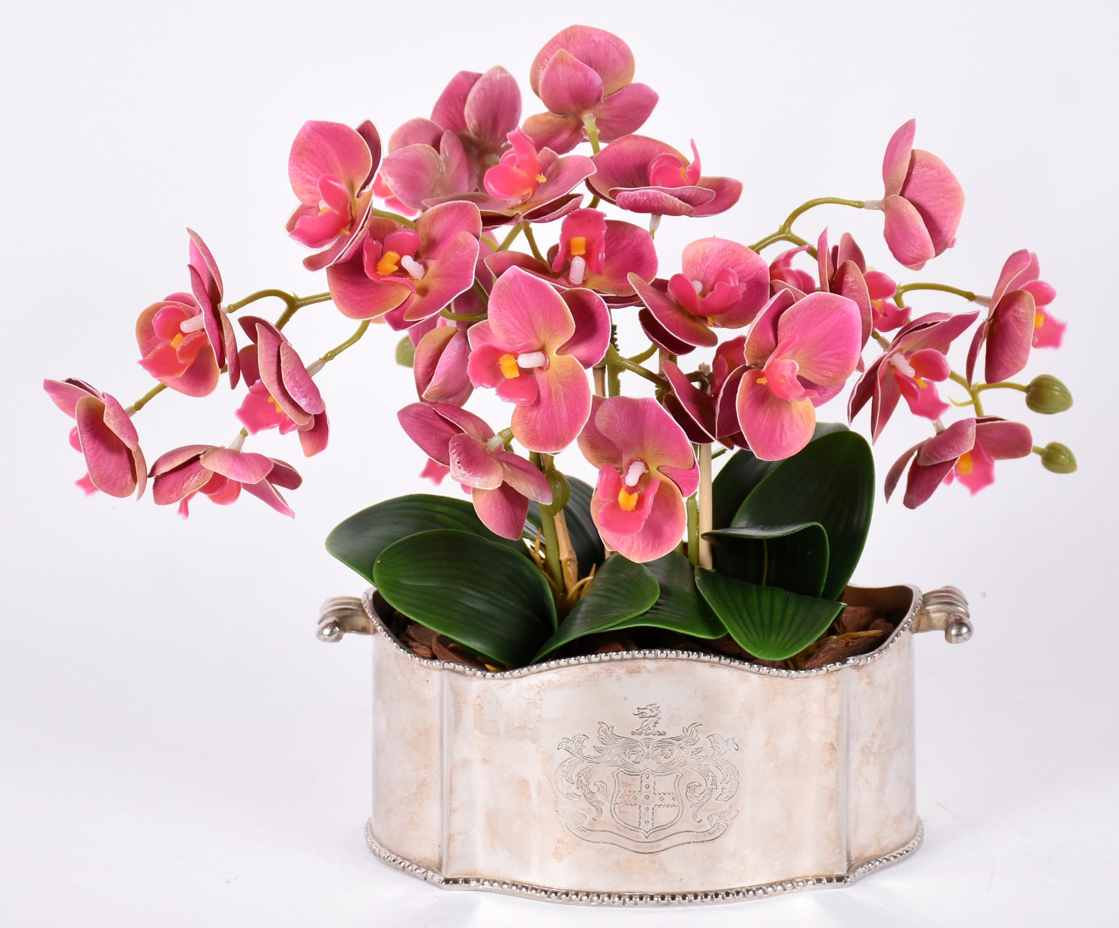 Cachepot com banho de prata com composição de orquídeas permanentes. - foto 1 de 4