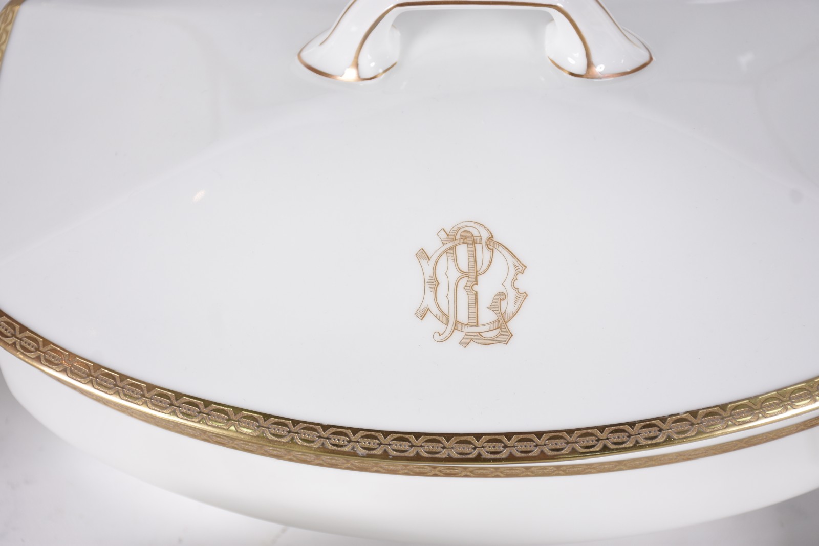 Elegante serviço de jantar de porcelana PT Bavaria na cor branca com... - foto 7 de 11