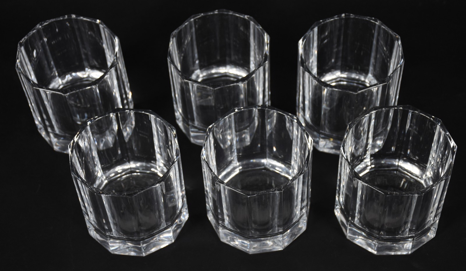 Seis copos baixos facetados para whisky. - foto 2 de 4