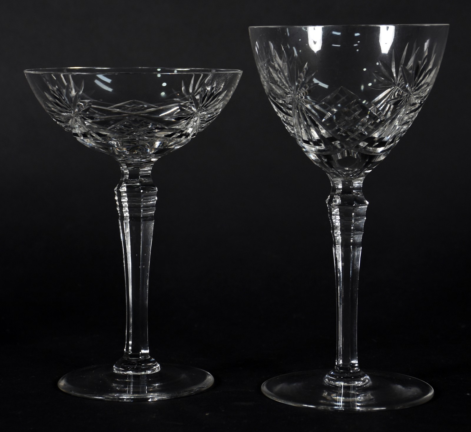 Serviço de cristal da Bohemia composto de 12 taças para água, 15... - foto 3 de 5