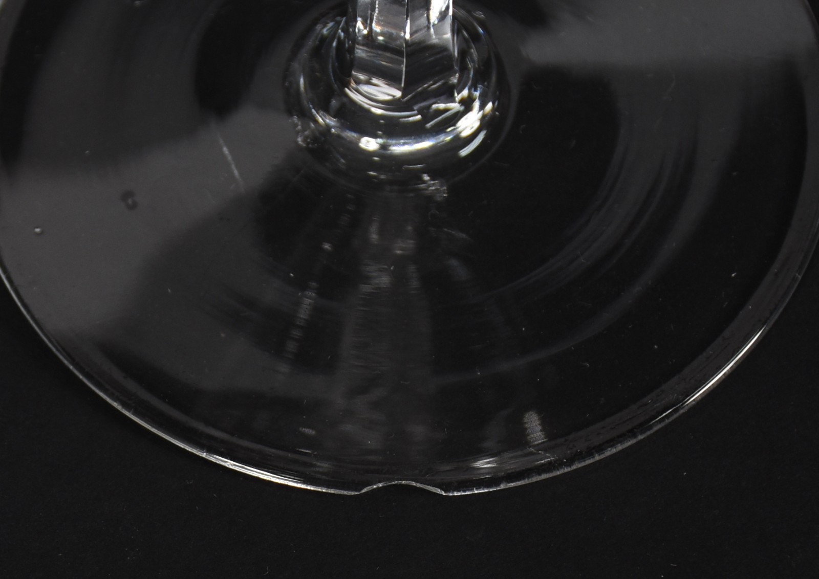 Serviço de cristal da Bohemia composto de 12 taças para água, 15... - foto 4 de 5