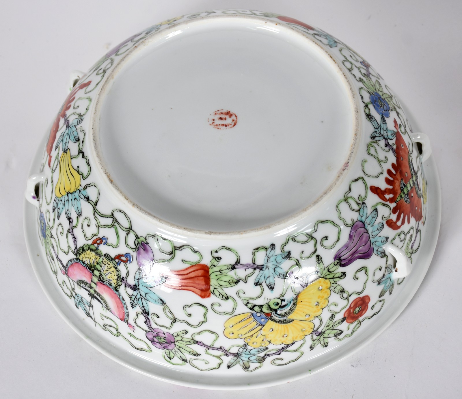 Serviço de porcelana chinesa decorada com borboletas e flores em... - foto 4 de 8