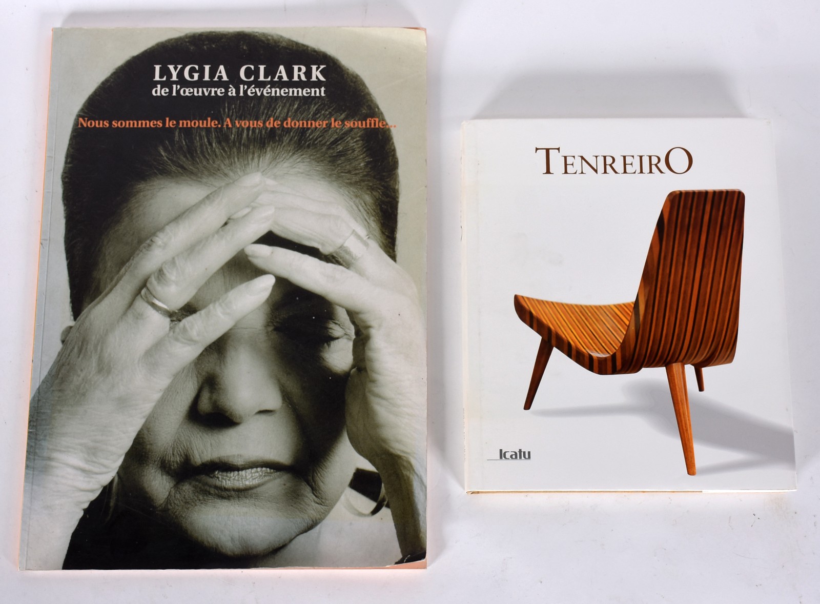 Dois livros: A) Tenreiro - Bolsa de Arte do Rio de Janeiro. B) Lygia... - foto 1 de 8