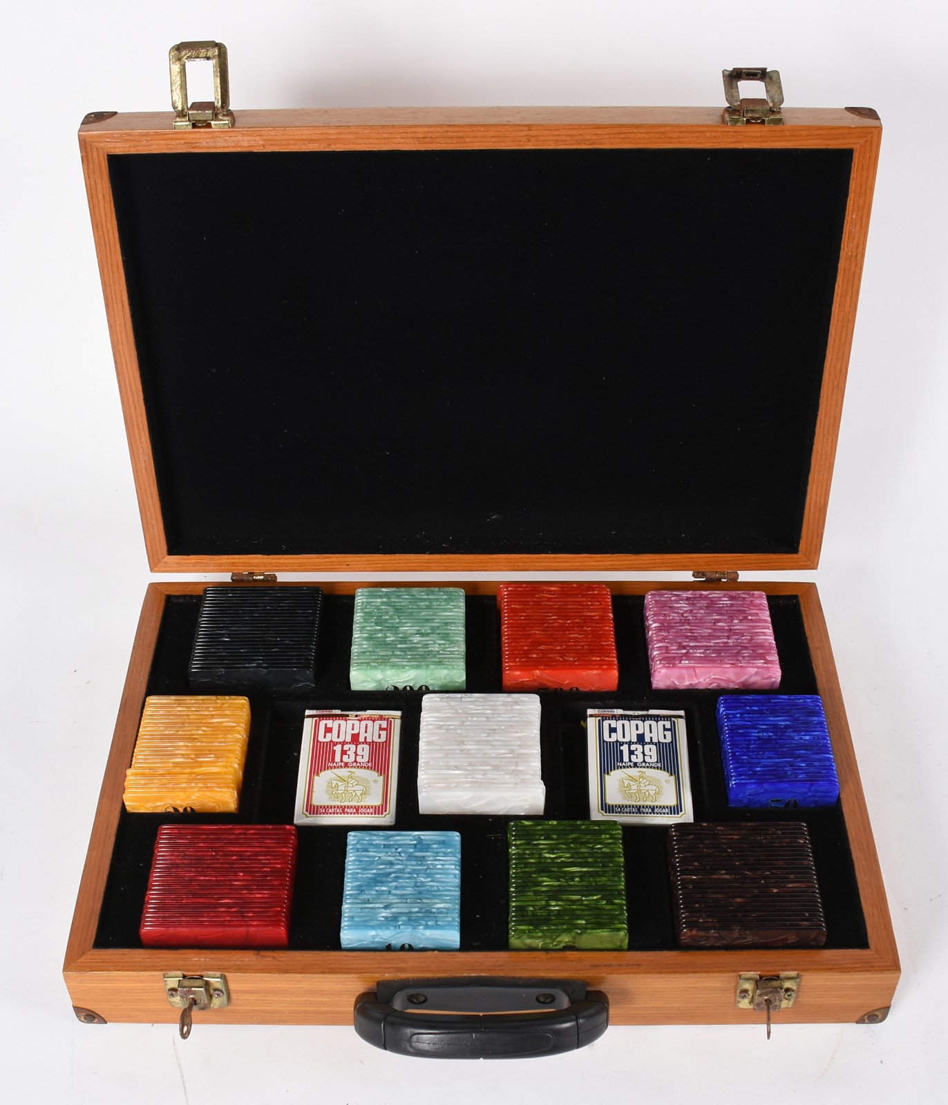 Fichário de poker com 264 peças e 2 baralhos com 54 cartas cada, no... - foto 1 de 4