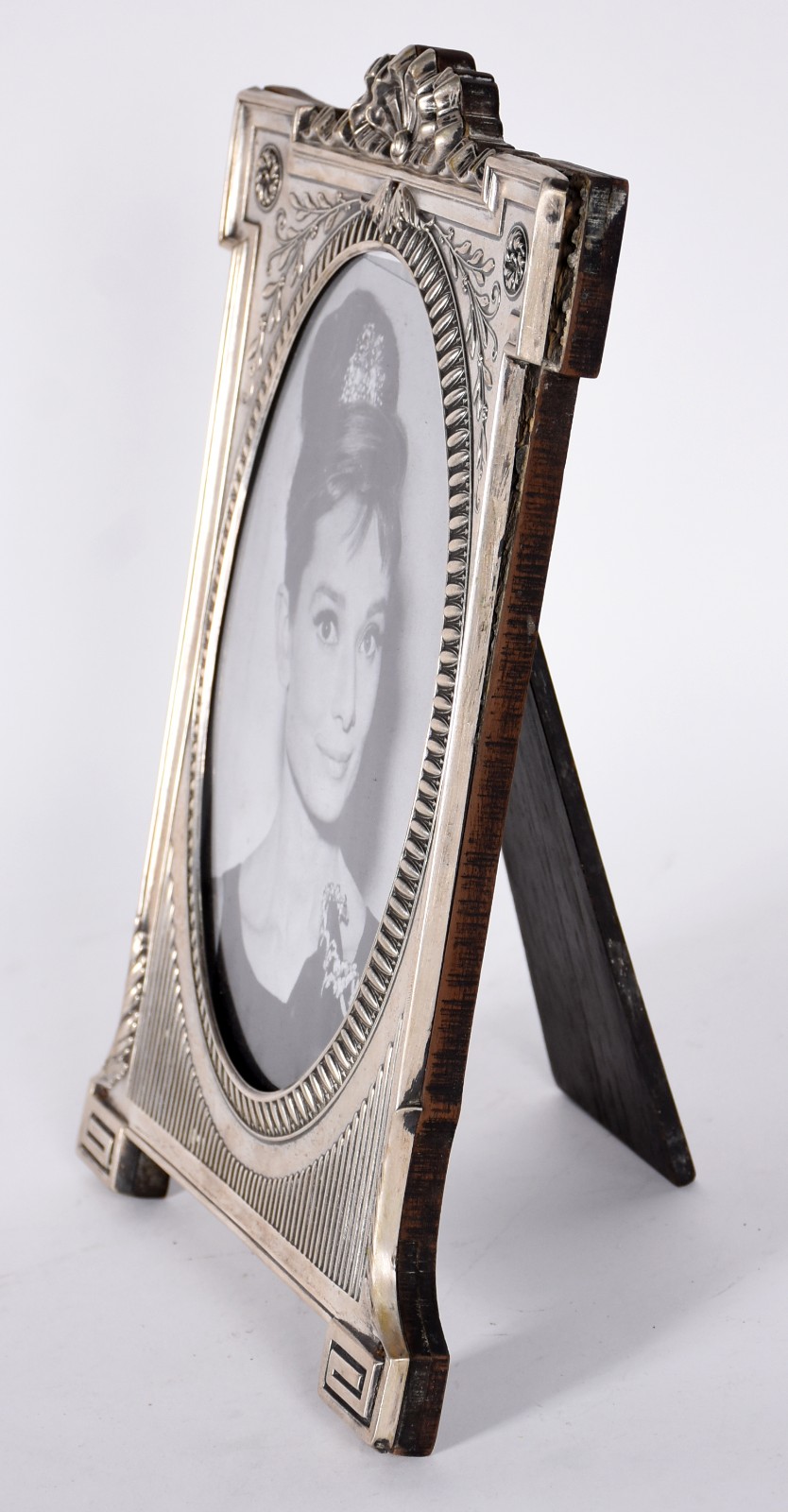 Porta Retrato de prata. Peso da prata 120 g (Por motivos de segurança... - foto 2 de 4