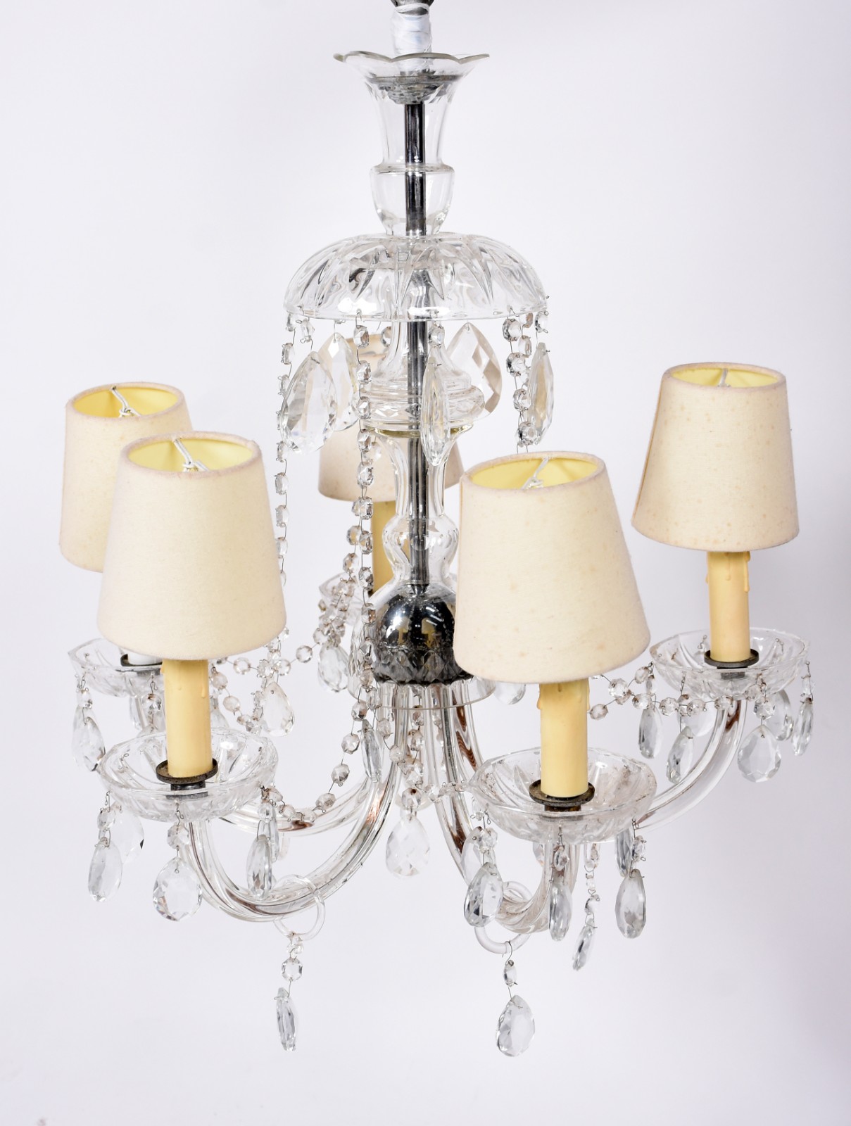 Lustre de cristal para 5 luzes, pingentes lapidados. - foto 1 de 2