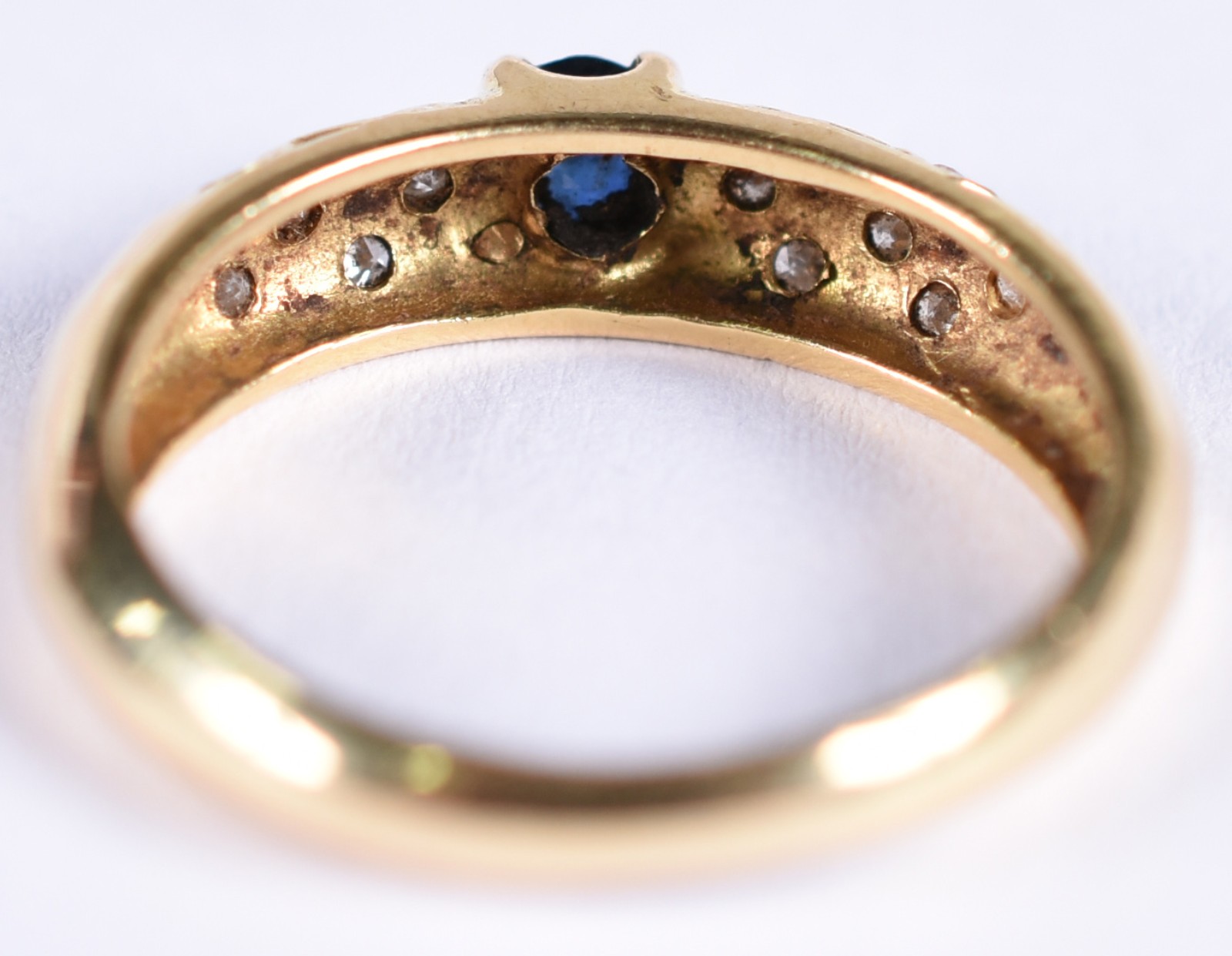 Anel de ouro 18 k contraste 750 com 10 brilhantes e safira azull, aro... - foto 3 de 3
