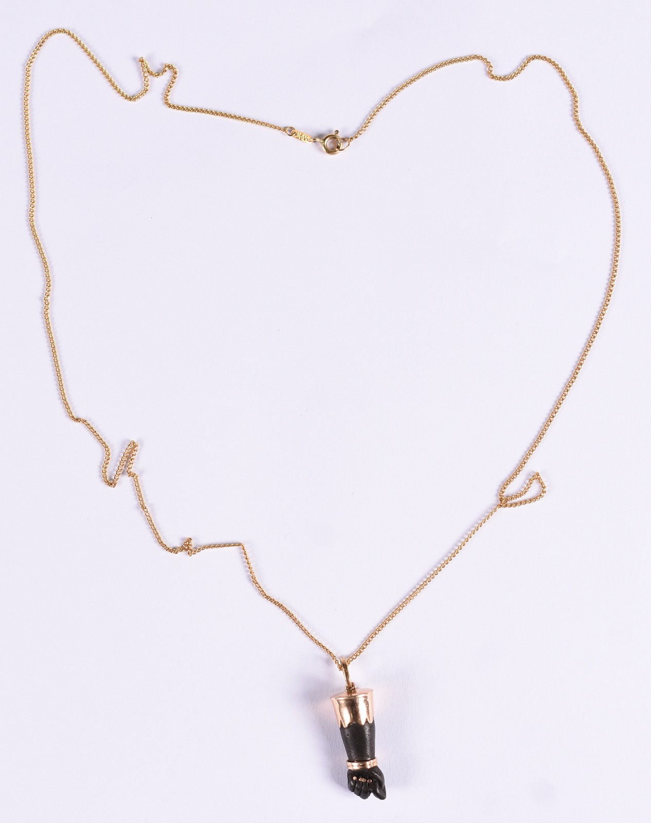Gargantilha de ouro 18 k e pingente (Por motivos de seguranças as... - foto 2 de 4
