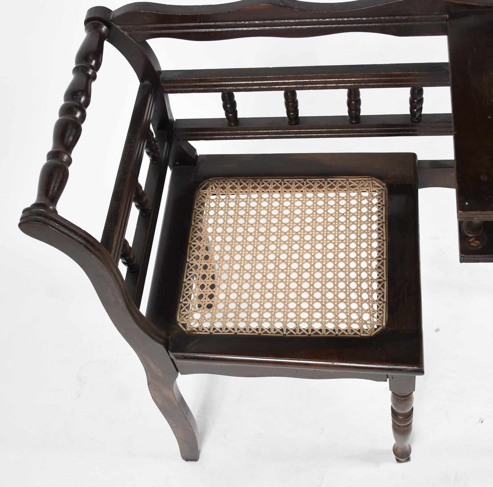 Mesa de telefone com assento acoplado de madeira torneada e palhinha... - foto 3 de 5