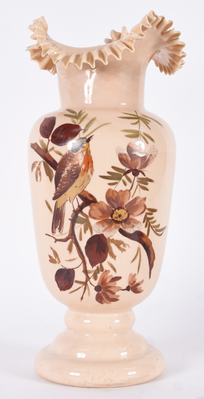 Vaso de opalina na cor bege decorado com pássaro e flores em... - foto 1 de 5