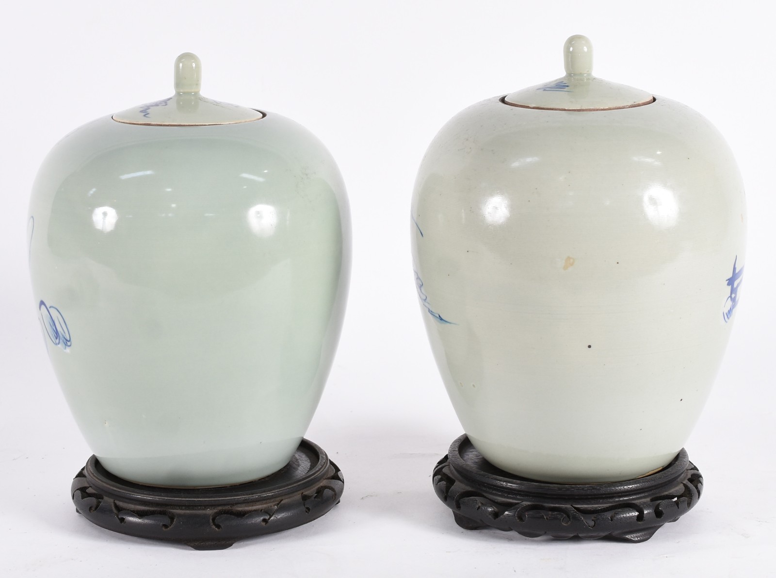 Par de potiches de porcelana oriental com figuras em azul e branco... - foto 3 de 5