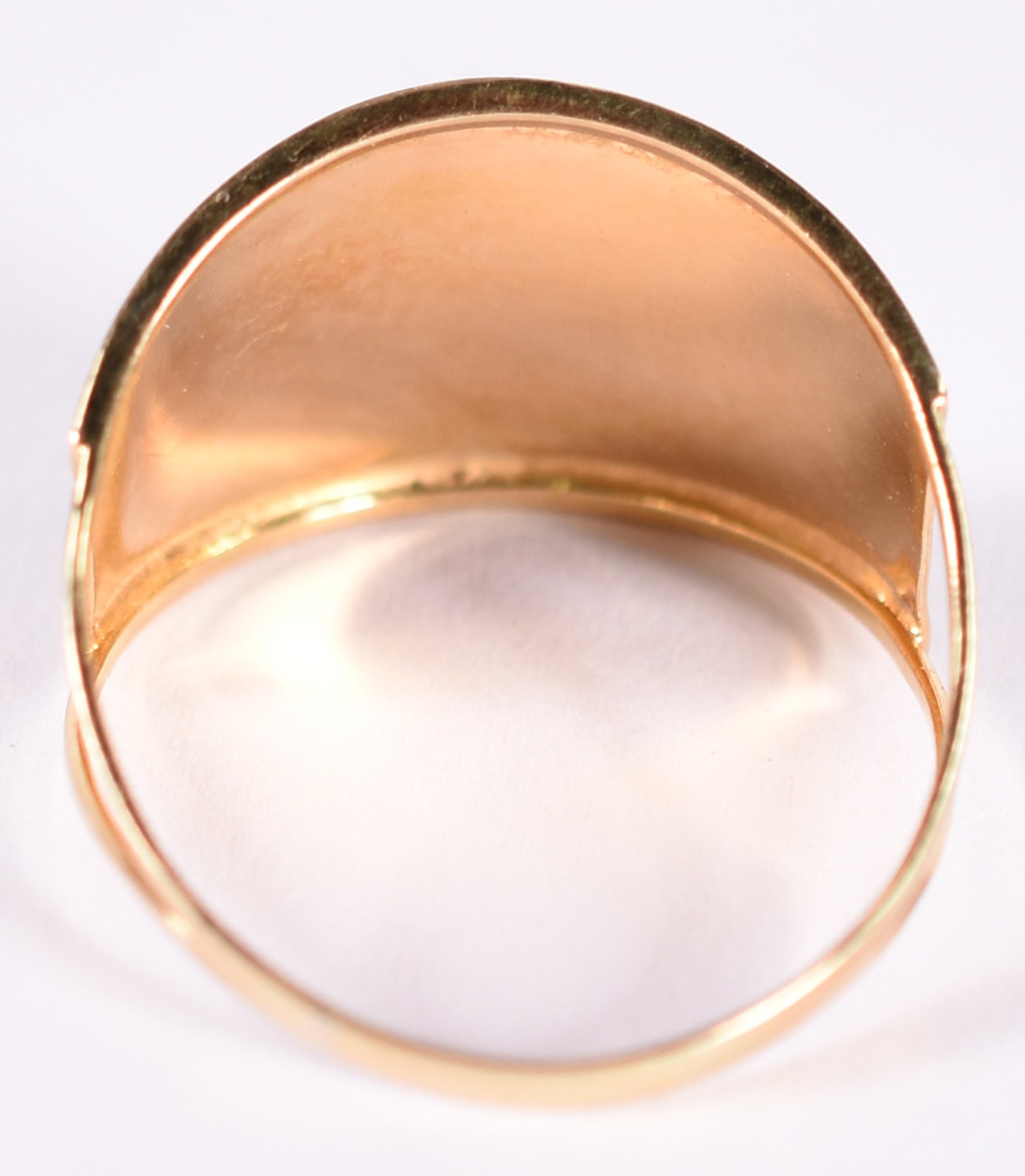 Anel de ouro 18 k feito bojudo liso, aro 24 (Por motivos de... - foto 3 de 3