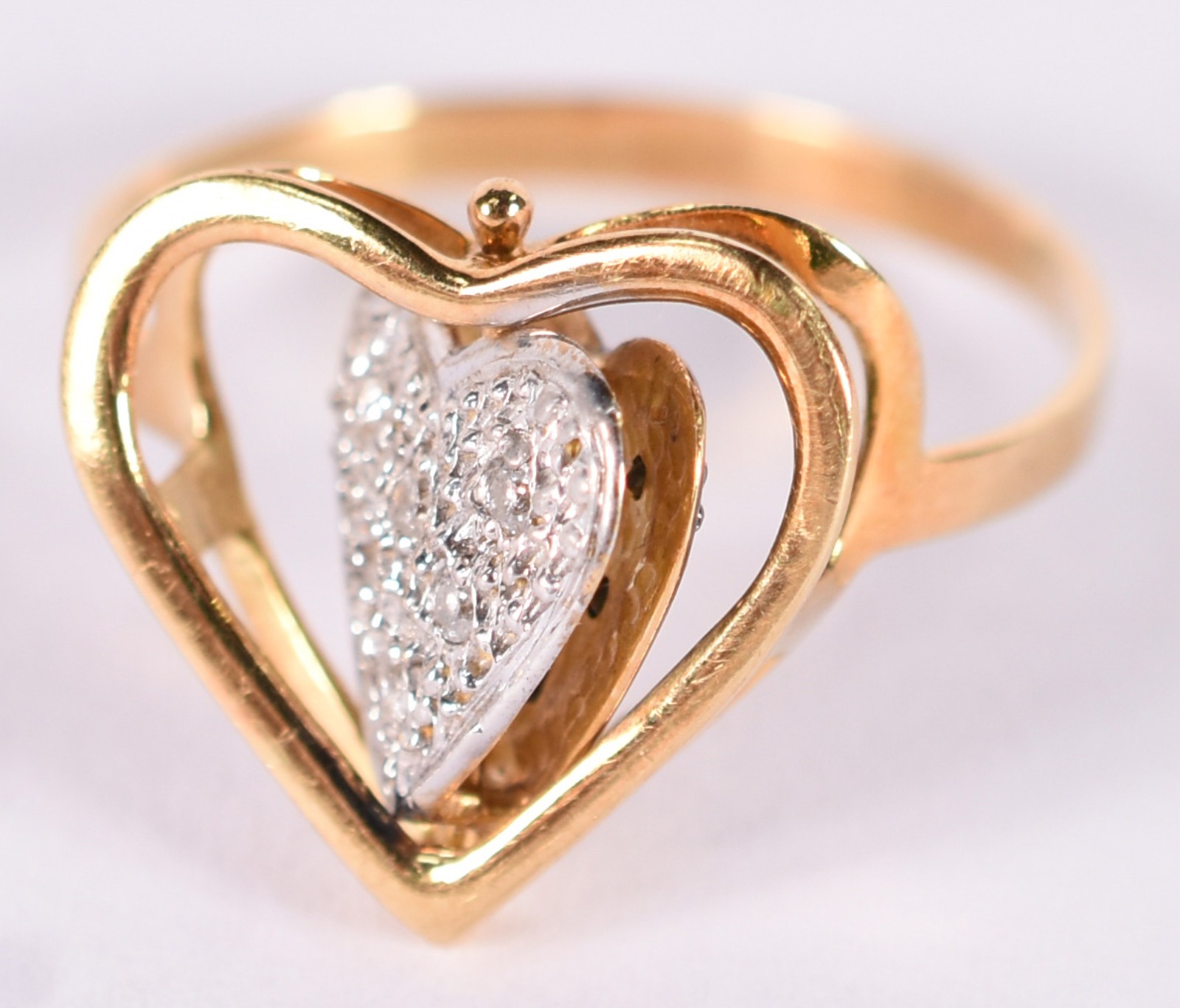 Anel de ouro feitio coração double face lado com diamantes negros... - foto 2 de 6