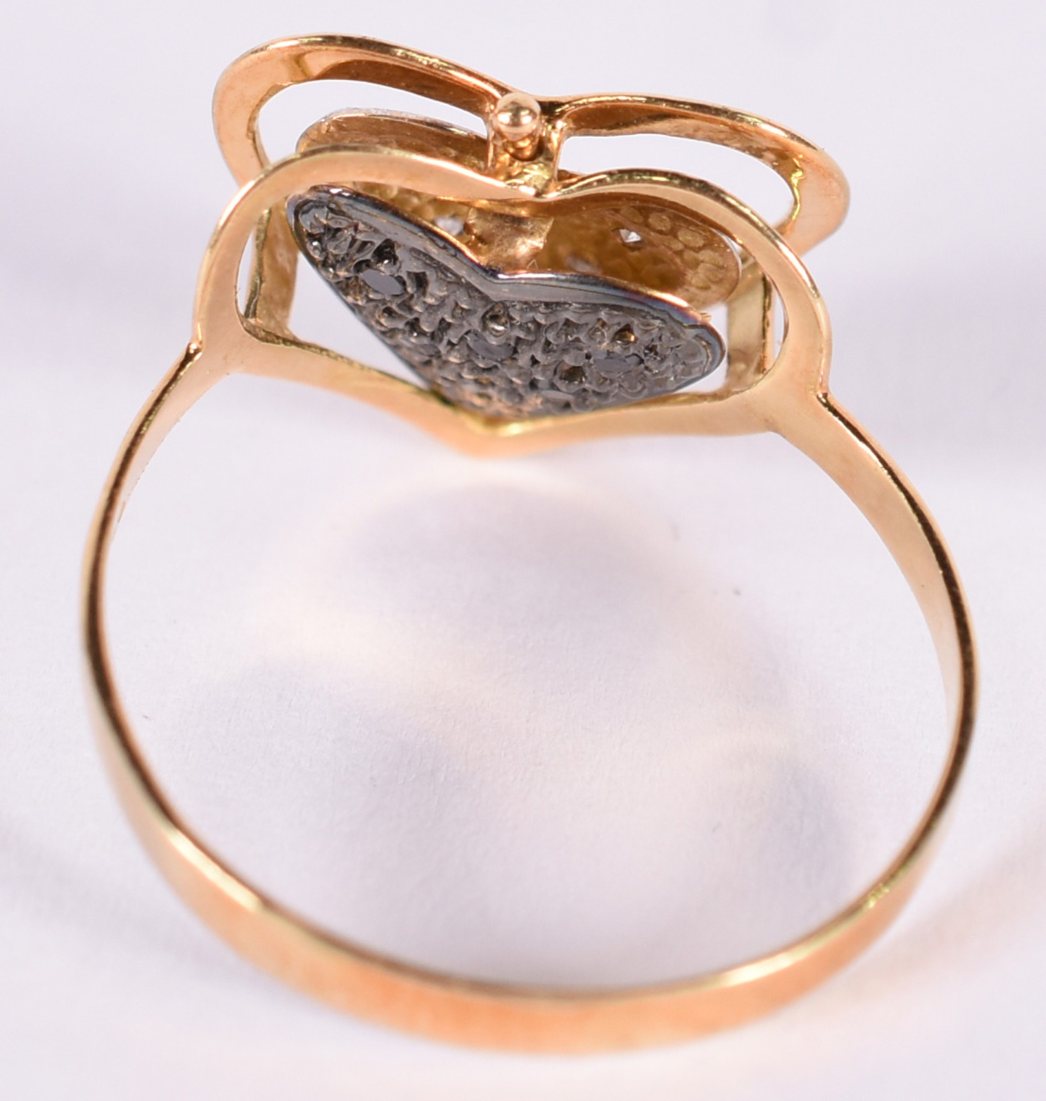 Anel de ouro feitio coração double face lado com diamantes negros... - foto 3 de 6