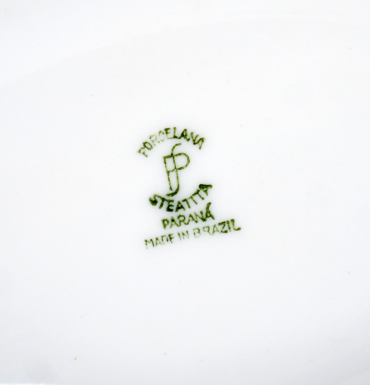 Aparelho para peixe de porcelana Nacional composto de 12 pratos... - foto 4 de 4