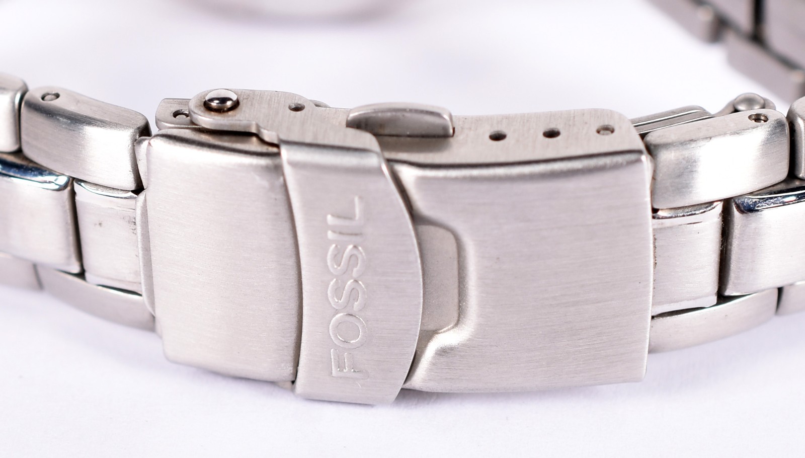 Relógio FOSSIL femino, pulseira em aço, fundo azul escuro (Por... - foto 4 de 5