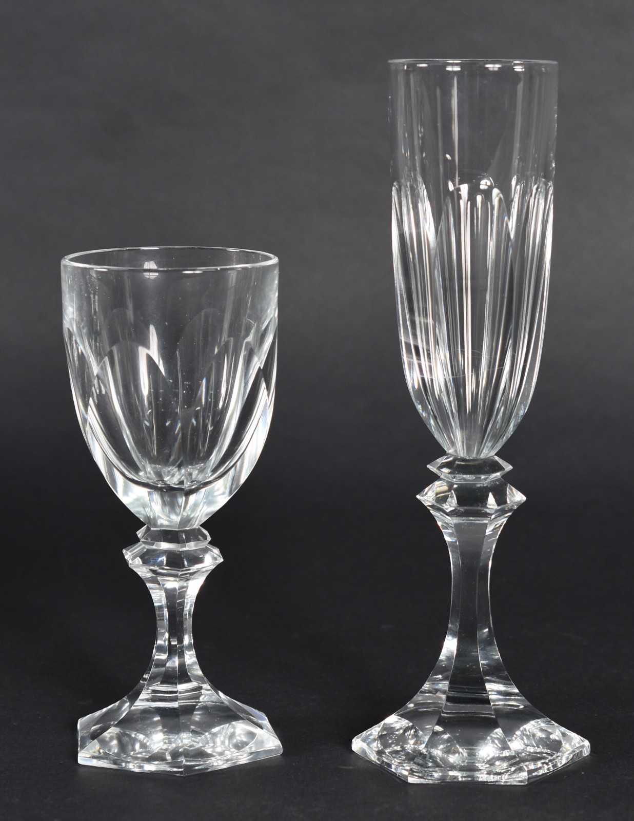 Conjunto de taças de cristal da Bohemia facetado, composto de 9... - foto 4 de 4