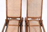 Par de cadeiras de madeira nobre, forração de p... - Par de cadeiras de madeira nobre, forração de palhinha, dobráveis.