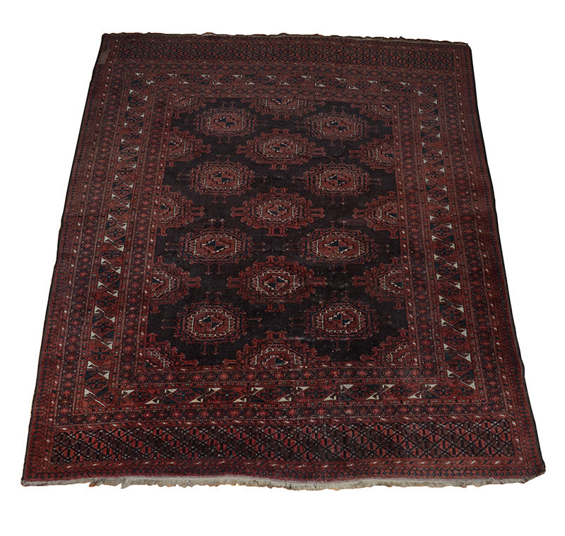 Tapete AFGHAN ( pequeno defeito ), medindo 1.75 x 1.45 m.