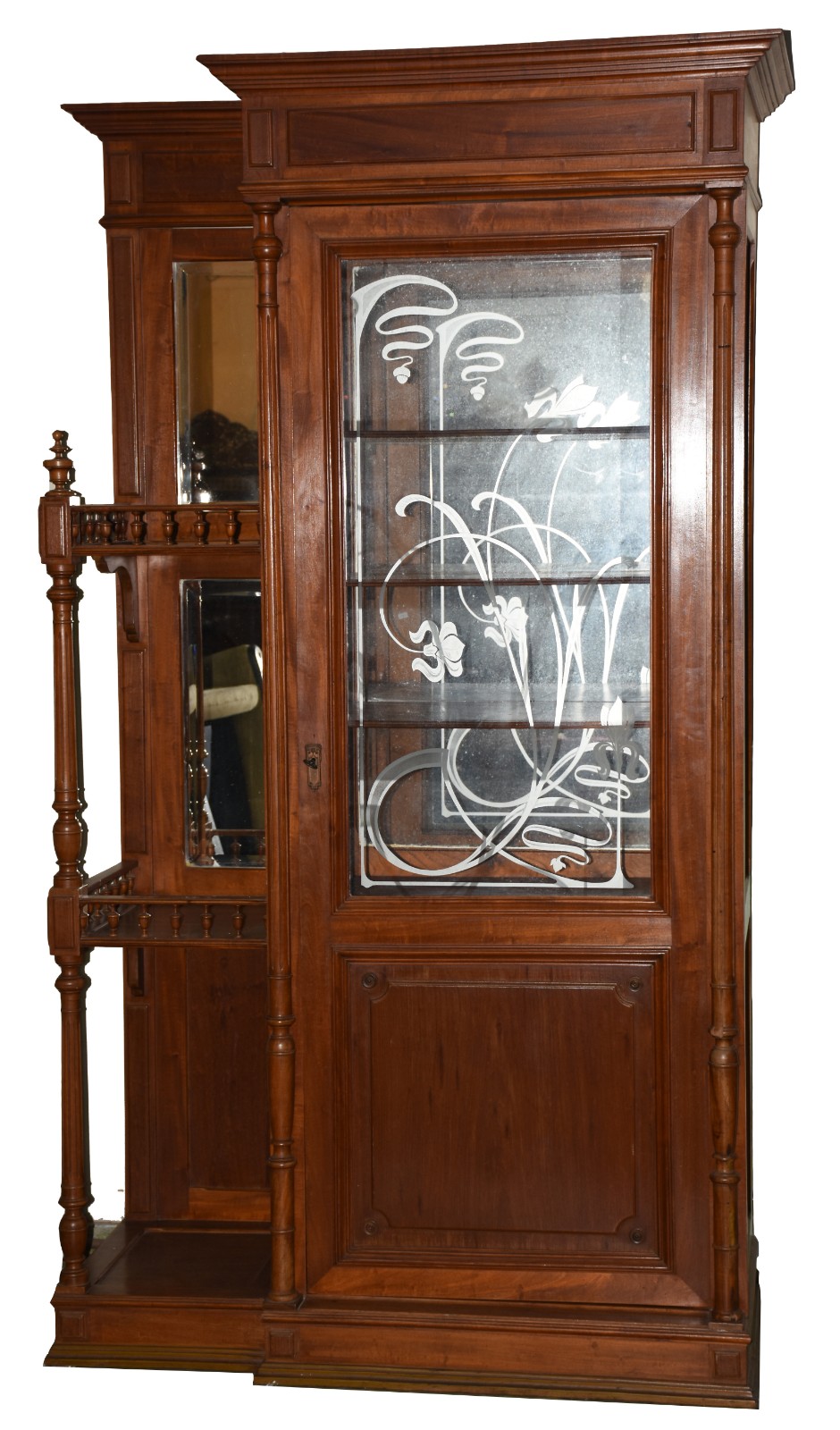 Vitrine de madeira nobre, porta com vidro jateado, quinas frontais... - foto 3 de 7