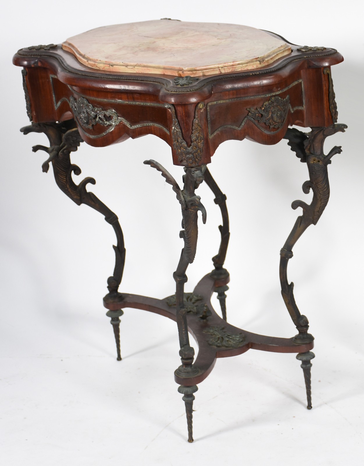 Mesa auxiliar de madeira nobre, estilo frances, pés de metal com... - foto 3 de 3