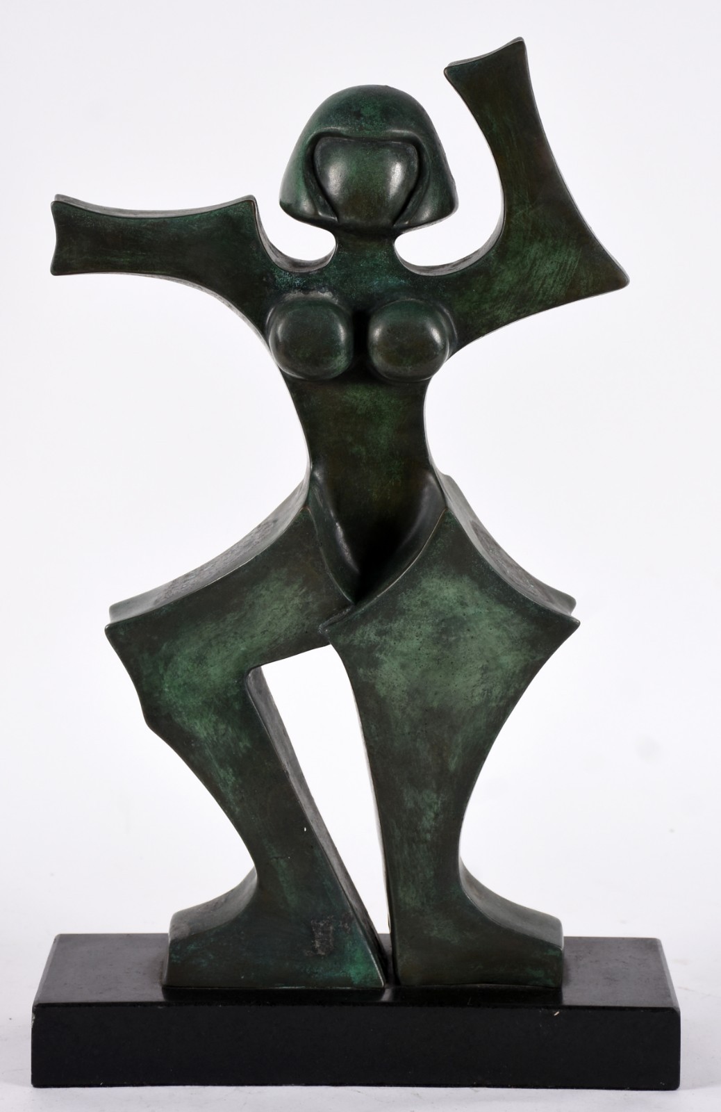 Duas esculturas de bronze representando figura feminina. - foto 2 de 8