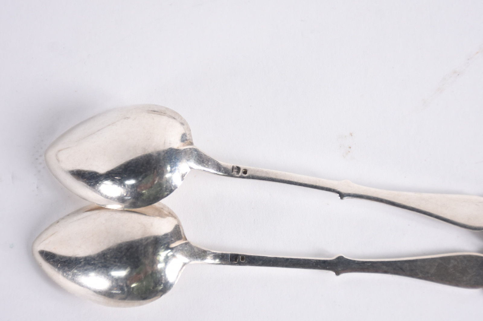 Diversas peças de prata de lei, sendo uma tesoura para frutas, 3... - foto 5 de 7