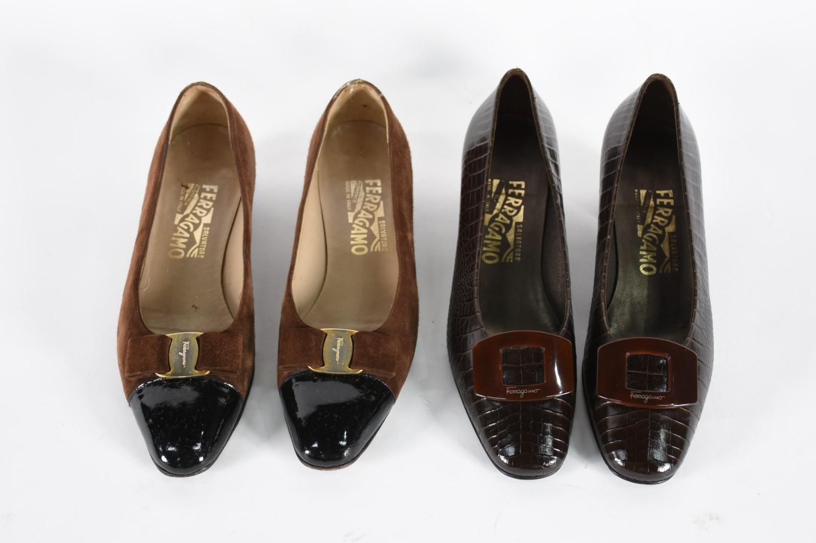 Dois pares de sapatos femininos italianos FERRAGAMO, tamanho... - foto 2 de 8