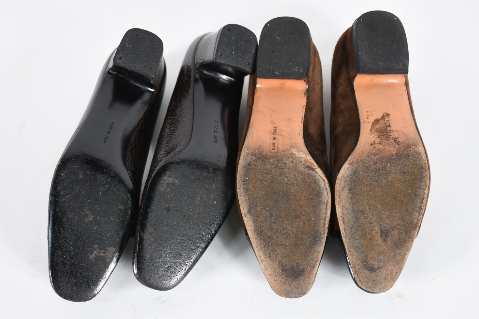 Dois pares de sapatos femininos italianos FERRAGAMO, tamanho... - foto 6 de 8