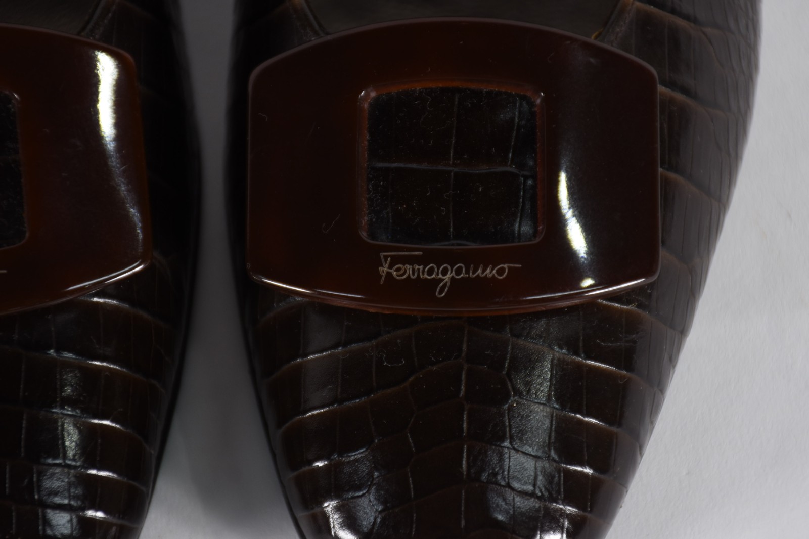 Dois pares de sapatos femininos italianos FERRAGAMO, tamanho... - foto 8 de 8