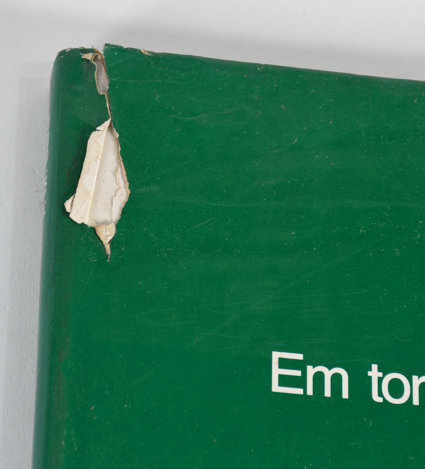 Oito livros diversos: A) País do futebol Brasil - 7º Anuário do... - foto 8 de 8