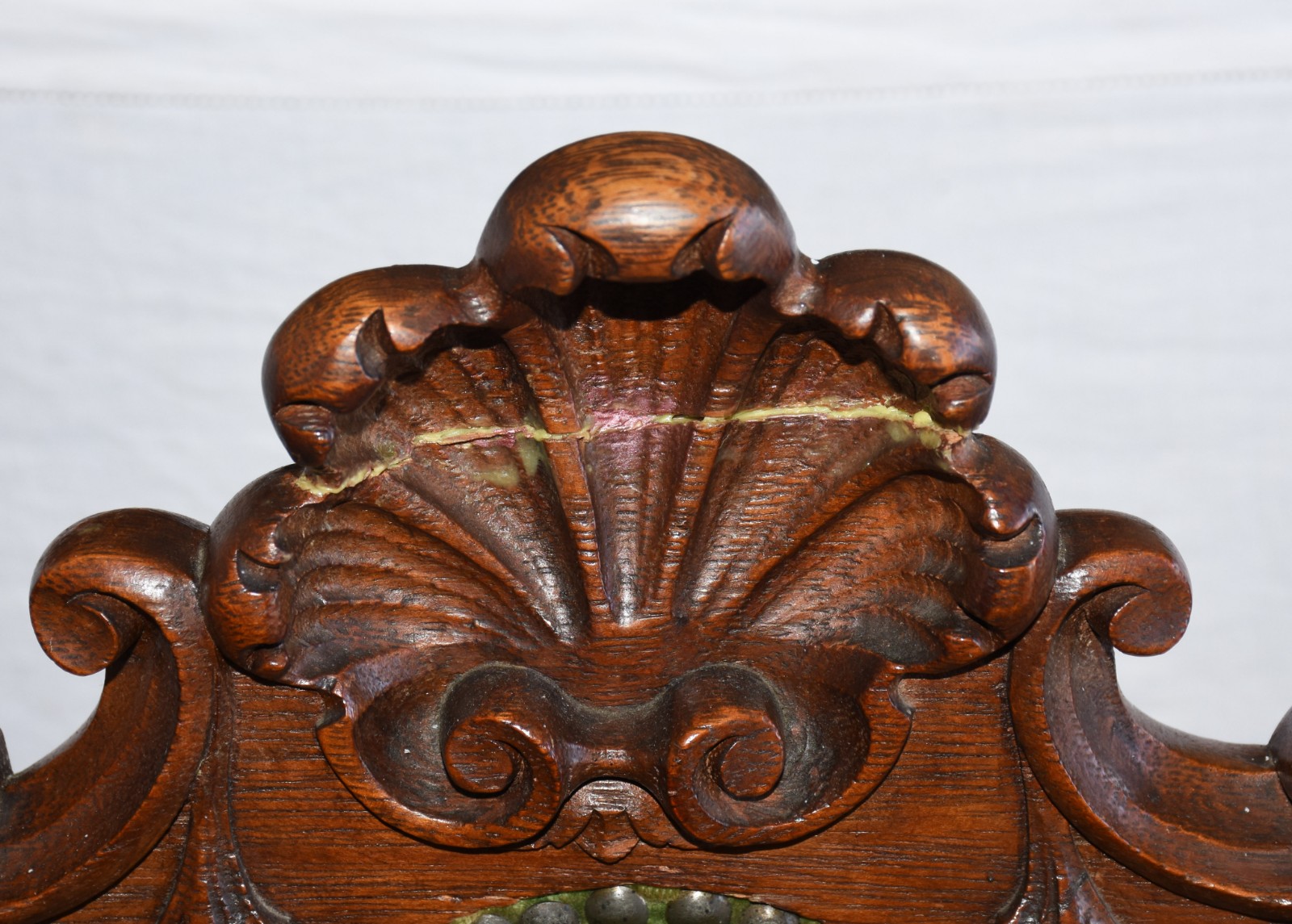 Conjunto de Mesa de jantar de madeira nobre, Selo da RENASCENÇA... - foto 6 de 8
