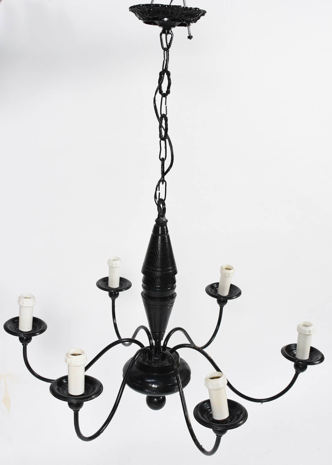 Lustre para 6 luzes de metal pintado de preto e madeira (parte de... - foto 1 de 2