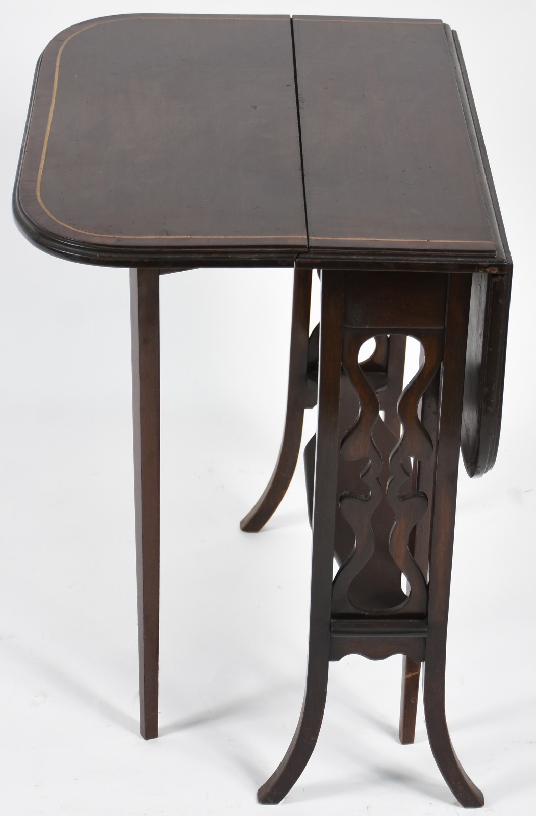 Mesa de madeira nobre com abas, pernas com réguas arredondadas... - foto 4 de 4