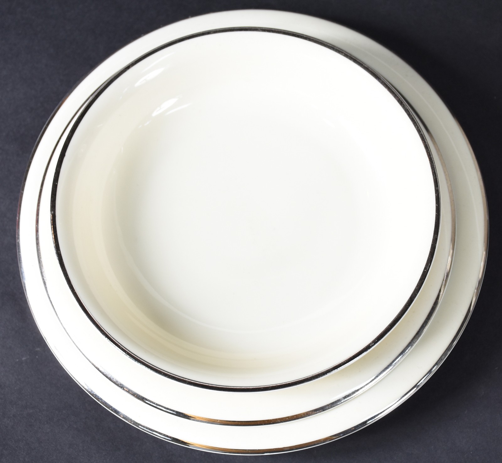 Aparelho de jantar e café de porcelana tcheca PIRKEN HAMMER, na cor... - foto 3 de 6