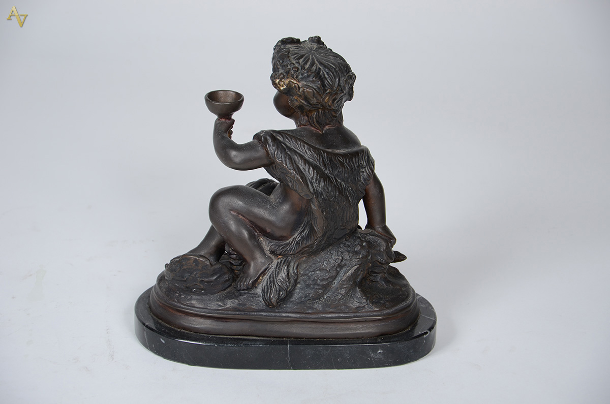 E. ROSSI - Escultura em bronze representando Menino. Altura: 23 cm - foto 3 de 4