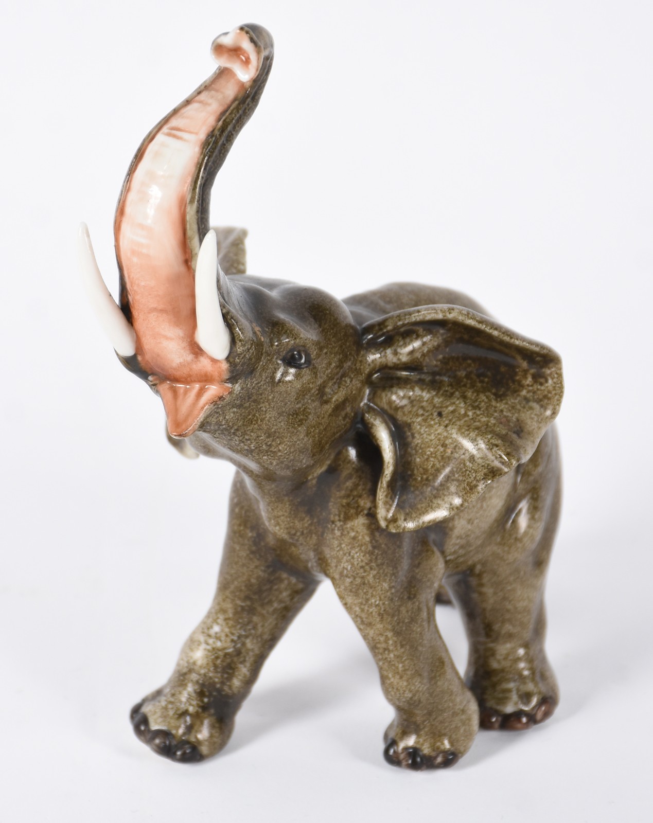 Escultura de porcelana italiana Capo di Monti representando elefante... - foto 2 de 6