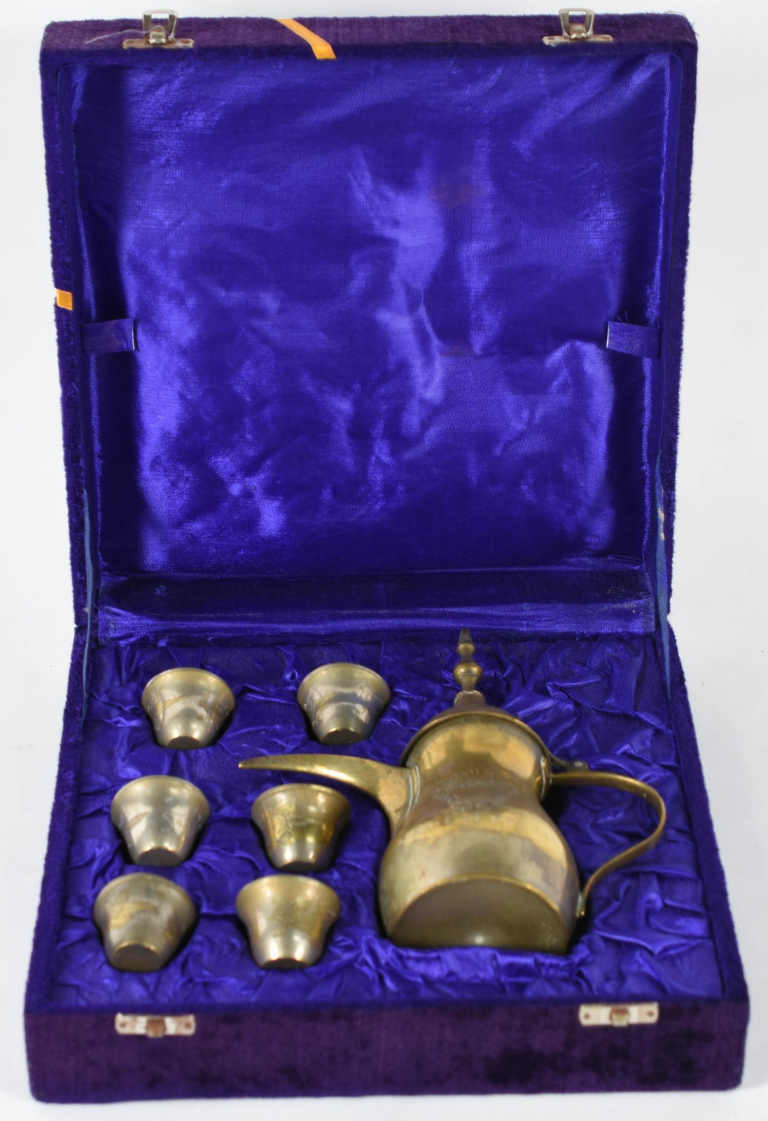 Serviço de chá oriental de bronze composto de: bule e 6 copos (com... - foto 3 de 7