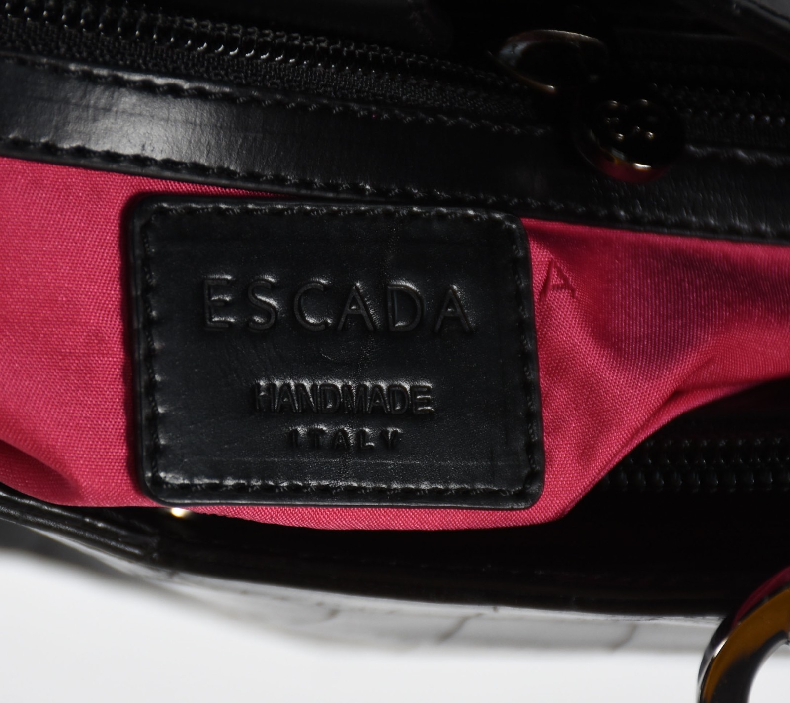Duas bolsas femininas da marca ESCADA. - foto 4 de 4