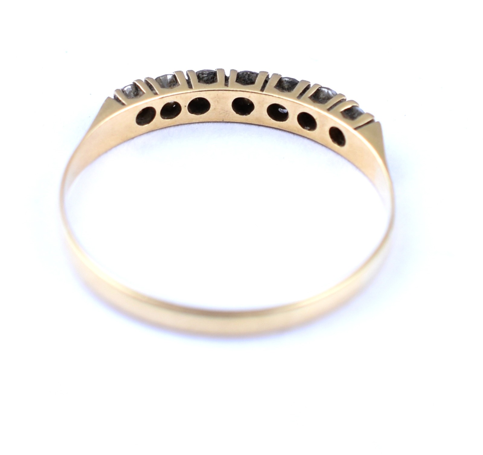 Meia aliança de ouro, contraste 750 com brilhante de 0,05 ct, total... - foto 3 de 3