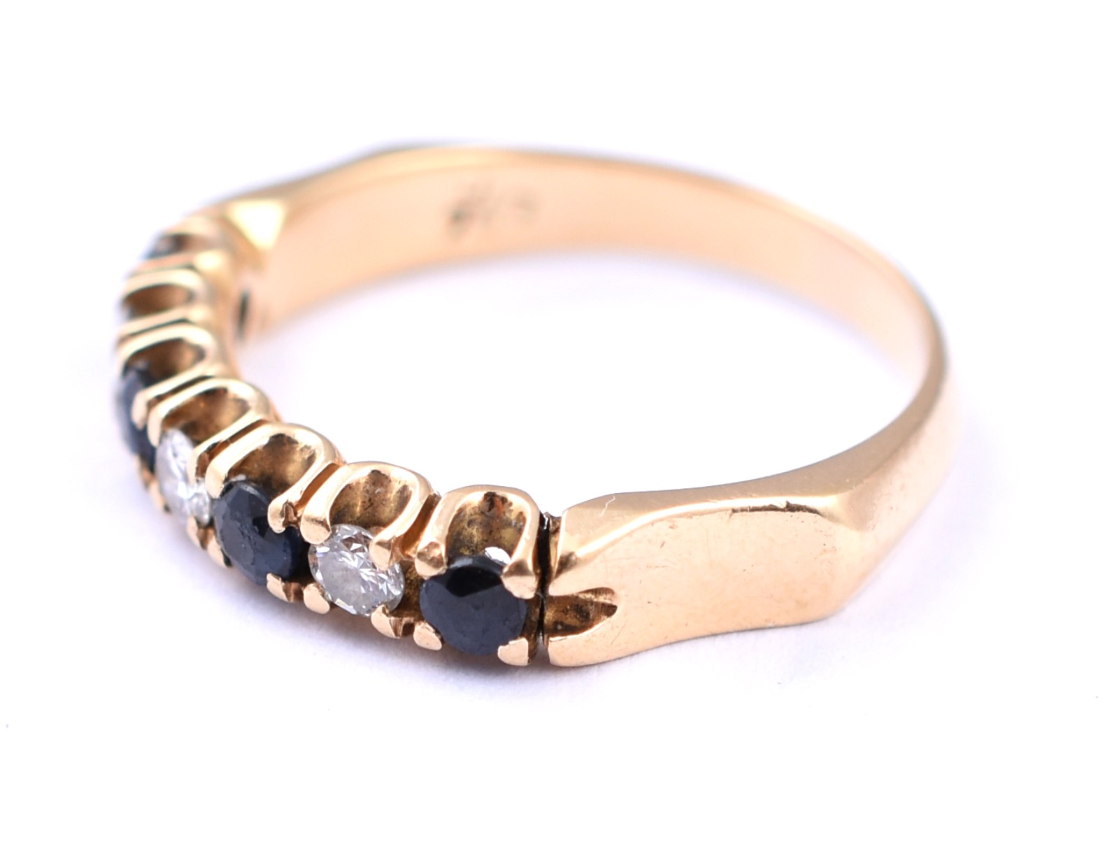 Anel de ouro 18 k com 3 brilhantes e 3 safiras azuis, aro 18 (Por... - foto 2 de 4